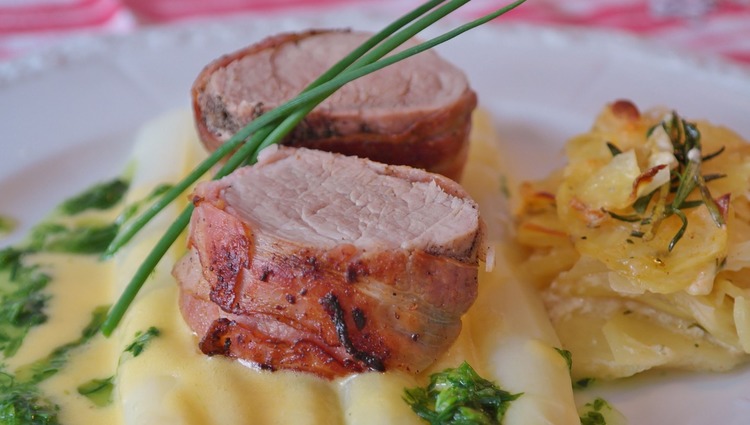Bacon Recipe - Bacon Wrapped Pork Medallions with Asparagus, Chives and Potato Gratin