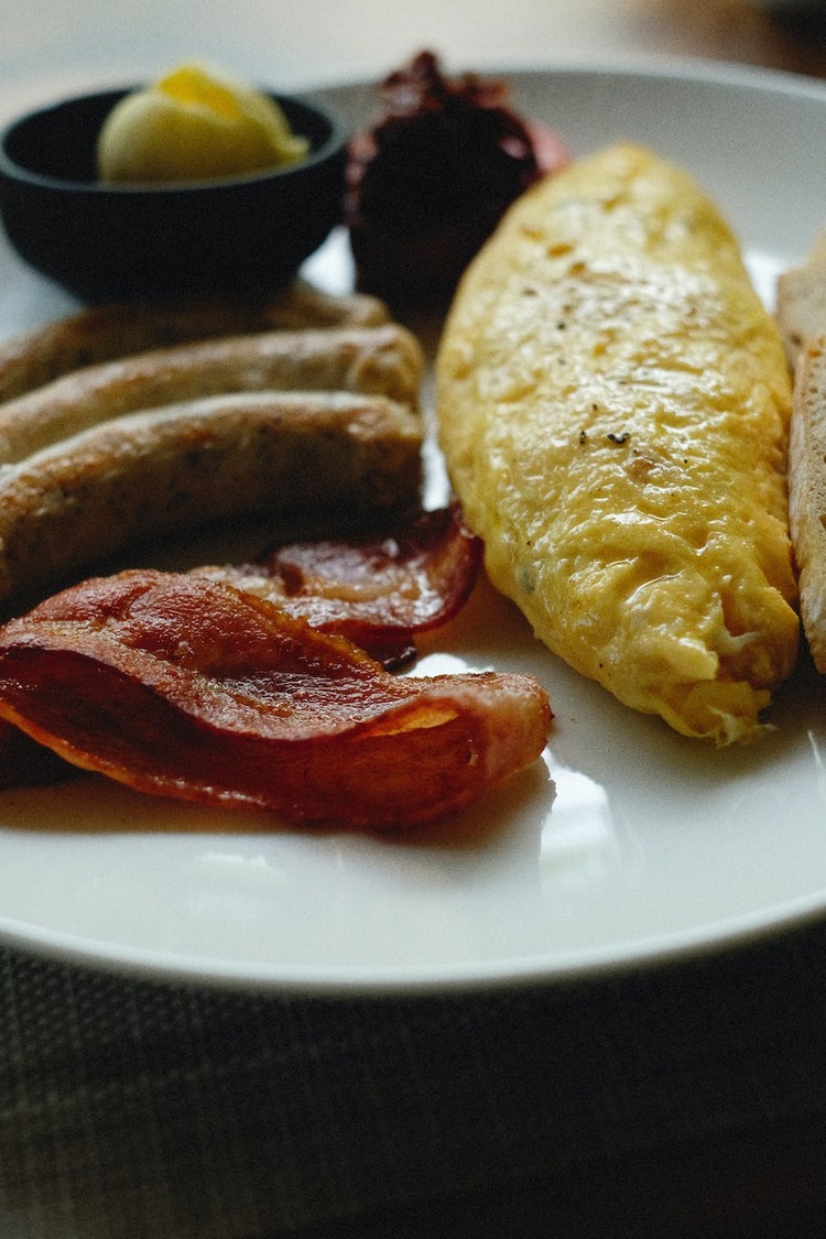 Egg Omelette with Sausages and Bacon - Bacon Recipe